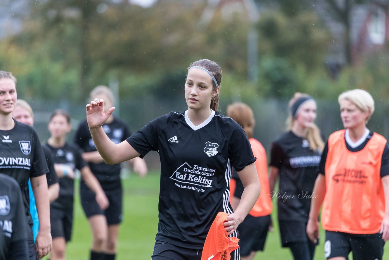 Bild 303 - Frauen TSV Wiemersdorf - VfR Horst : Ergebnis: 0:7